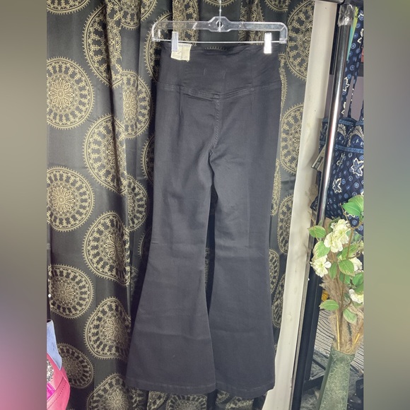 Free People We the Free Venice Beach Flare Jeans - Picture 3 of 9